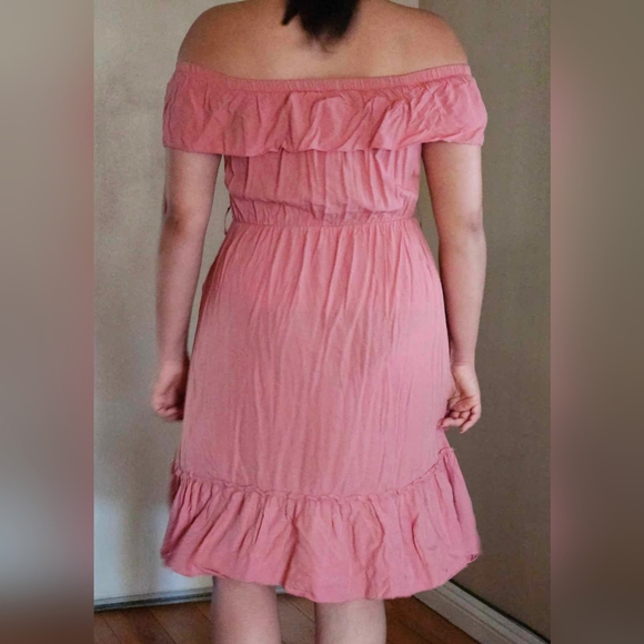 Pink Dress - Picture 3 of 4